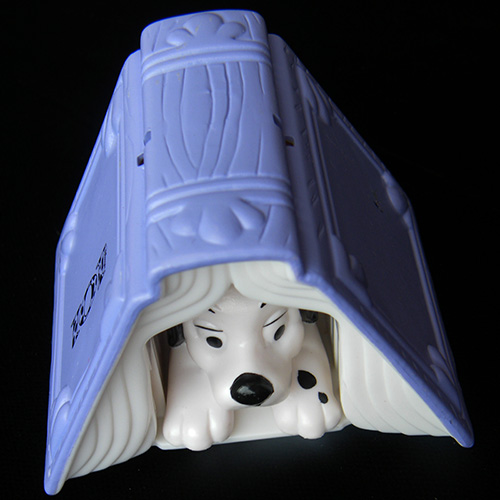 1996 101 Dalmatians — Hiding