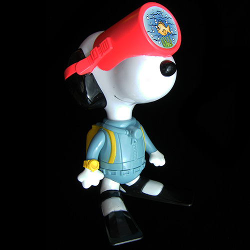 2000 Build a Snoopy