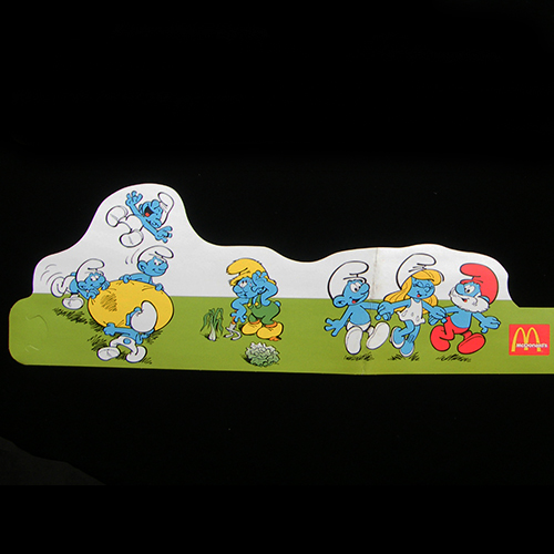 2000 Smurfs — Close up