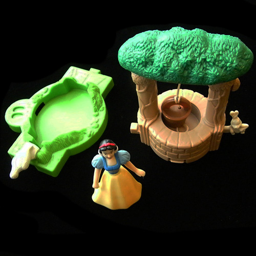 2001 Snow White — Toy