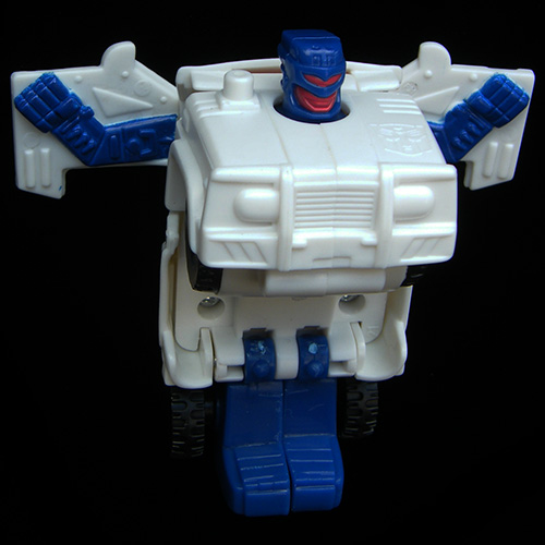 2003 Transformers Armada — Turns into