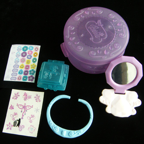 2005 Barbie — Component parts