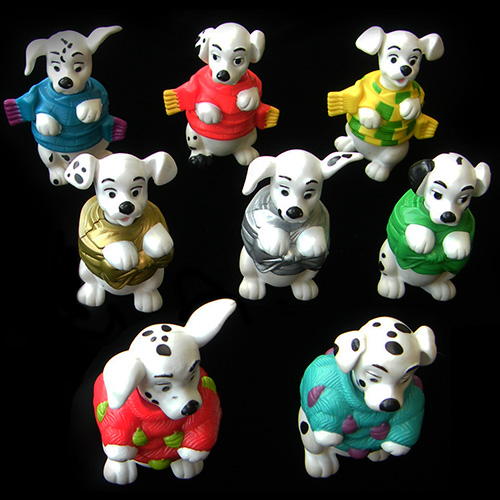 1996 101 Dalmatians — Group of Dogs wrapped up warm