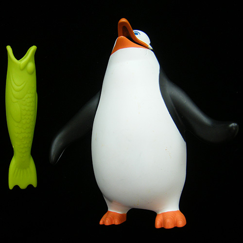 2010 Penguins of Madagascar — Component parts